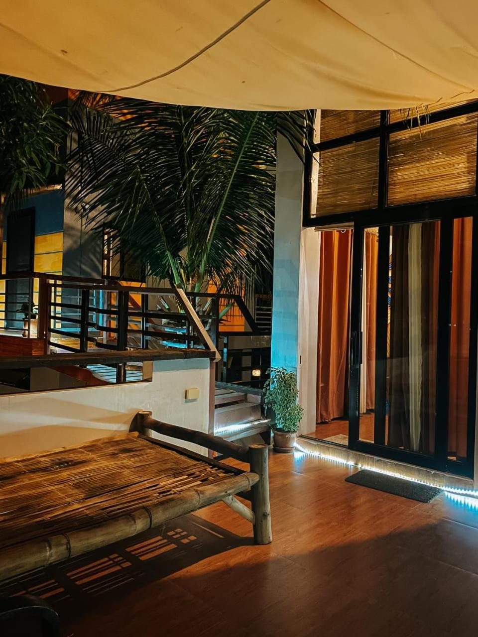 The Bistro House - Loft Unit - Vigan Apartment Exterior foto